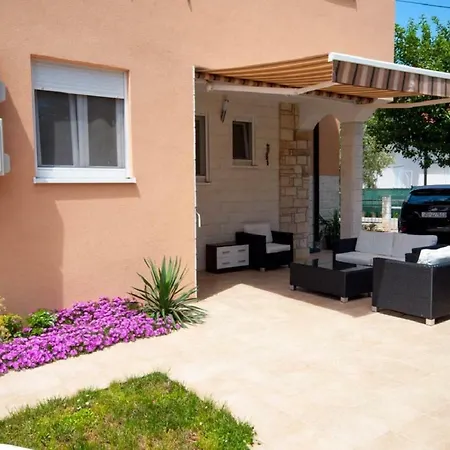 Kristijan Apartment