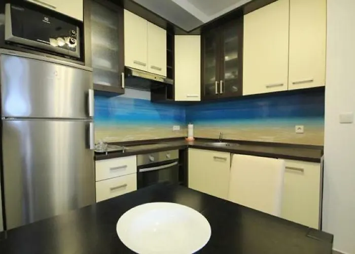 Kristijan Apartman *